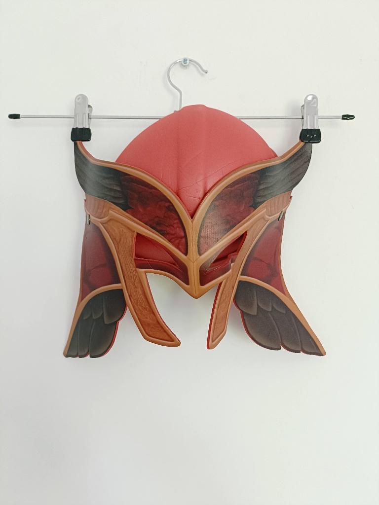 Raveleijn helm Thomas rood Efteling verkleed vuur kind, Kinderen en Baby's, Carnavalskleding en Verkleedspullen, Gebruikt, Jongen of Meisje