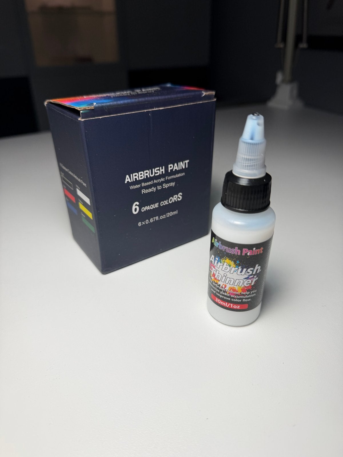 Airbrush verf set (6 kleuren) + thinner - Zo goed als nieuw, Ophalen of Verzenden, Zo goed als nieuw, Airbrush en Toebehoren