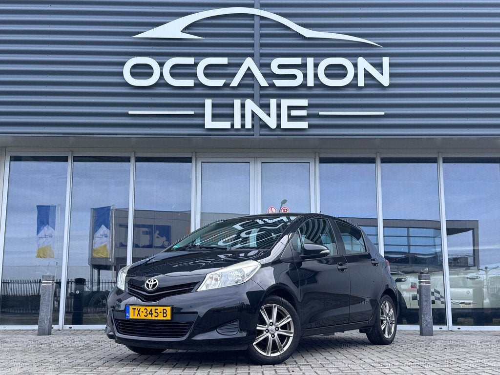 Toyota Yaris 1.3 VVT-i Comfort | Carplay | Nwe Apk | Airco |, Auto's, Toyota, Voorwielaandrijving, Euro 5, 4 cilinders, 990 kg