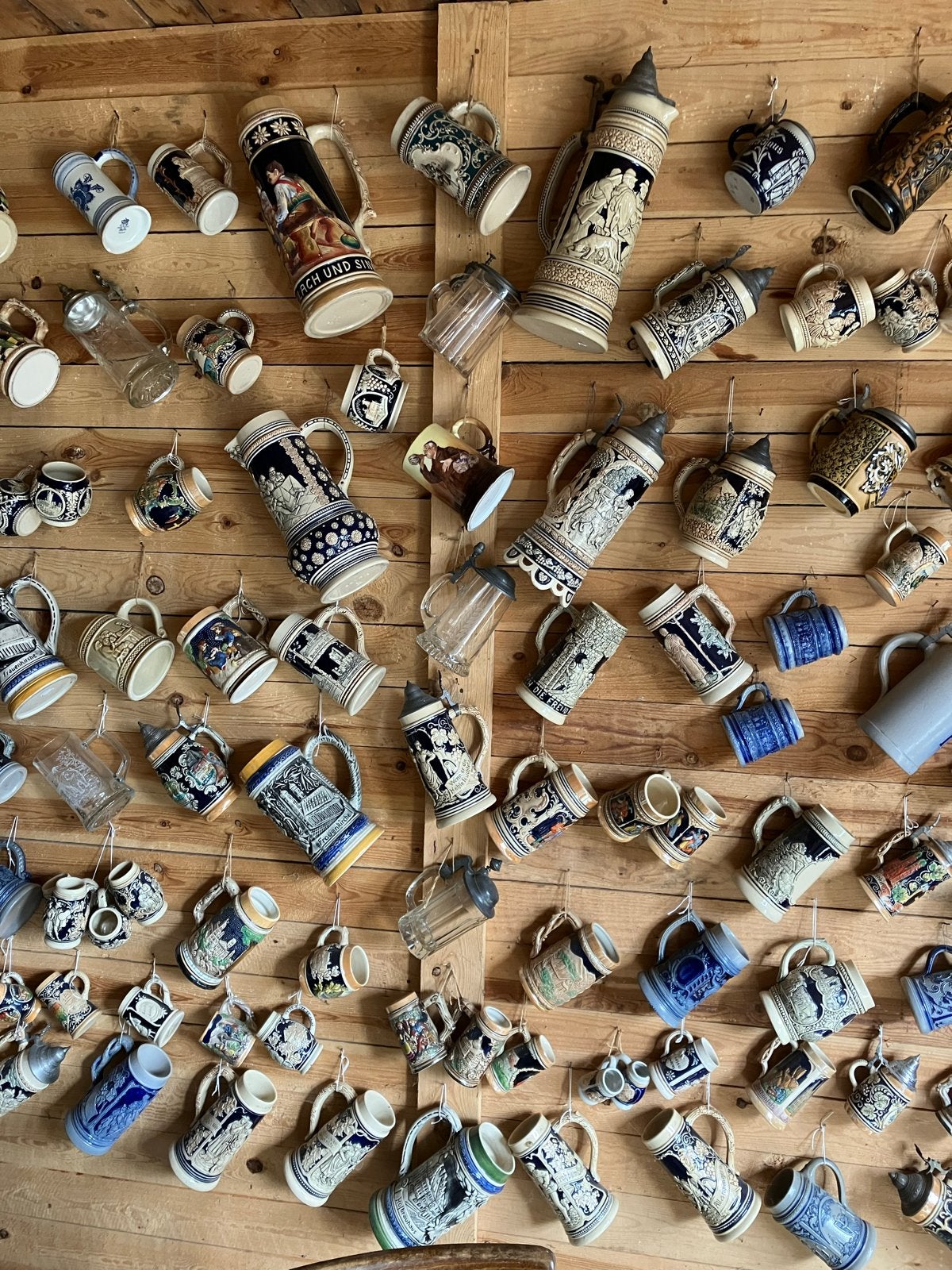 Grote collectie vintage bierpullen en steins, Ophalen