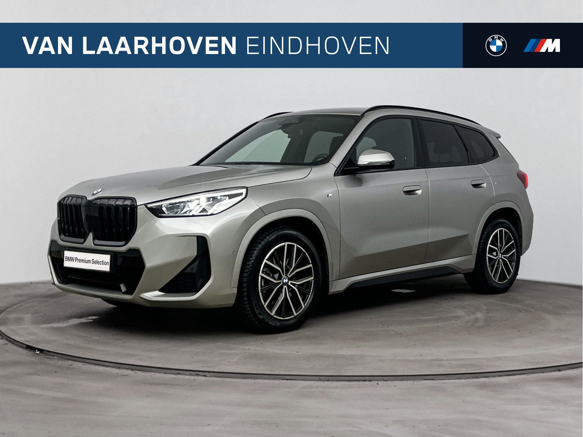 BMW X1 sDrive20i M Sport Automaat / Sportstoelen / Achteruit, Auto's, BMW, 1525 kg, 156 pk, Met garantie (alle), Origineel Nederlands