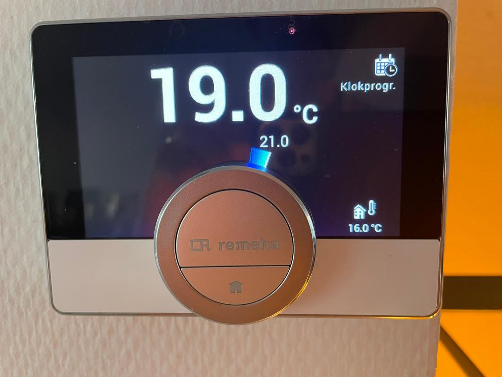 Remeha eTwist kamerthermostaat, Ophalen of Verzenden, Slimme thermostaat, Zo goed als nieuw