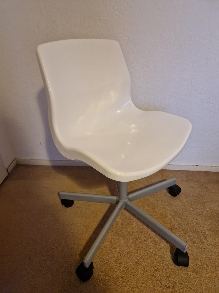 Ikea bureaustoel Snille, Ophalen of Verzenden, Zo goed als nieuw, Zwart