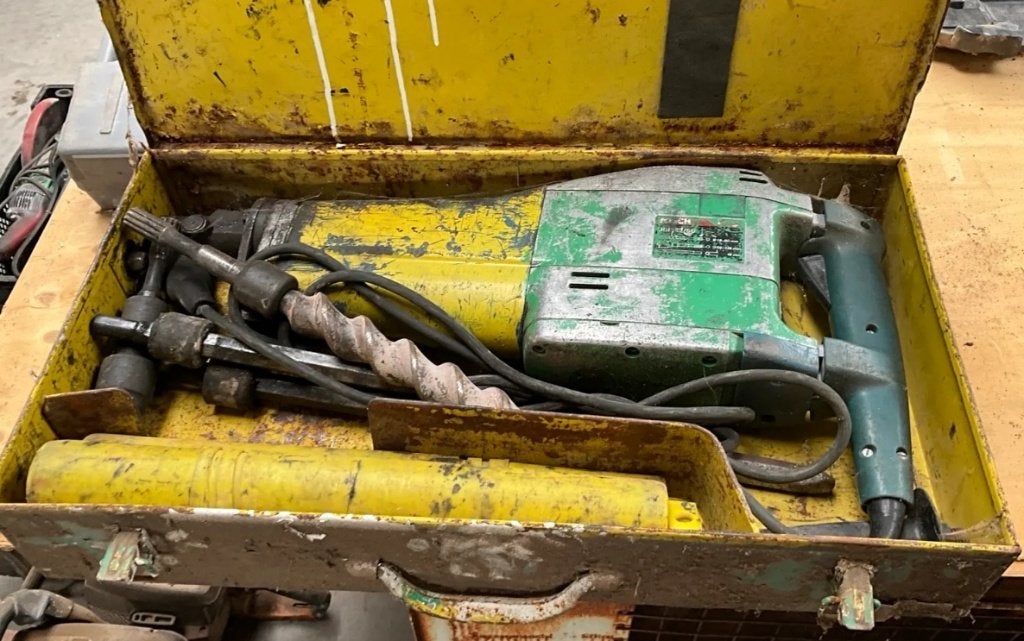 bosch 11305 breekhamer, Doe-het-zelf en Verbouw, Gereedschap | Boormachines, Ophalen, Gebruikt, 600 watt of meer, Boor- en/of Breekhamer