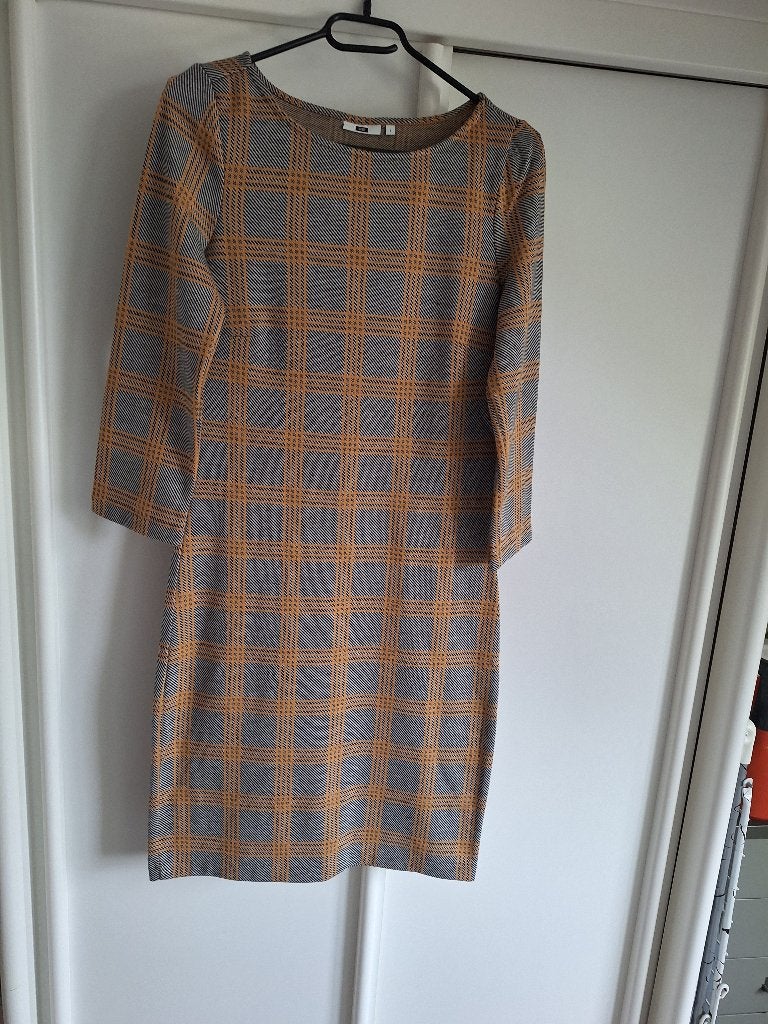 WE ruiten jurk maat S grijs / okergeel, Kleding | Dames, WE, Ophalen of Verzenden, Zo goed als nieuw, Maat 36 (S)
