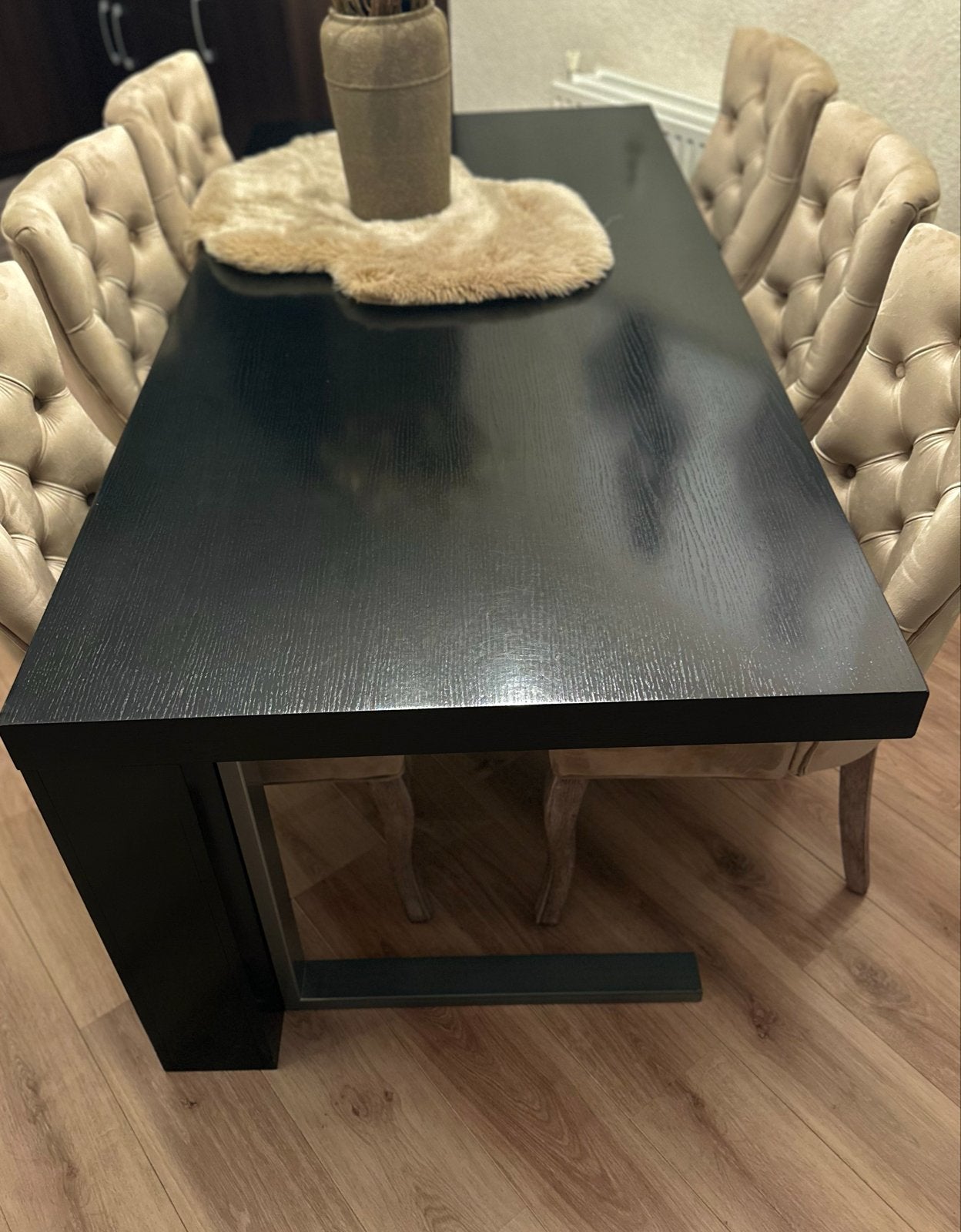 Moderne Zwarte Eettafel - Strak Design Exclusief stoelen, Zo goed als nieuw, 150 tot 200 cm, Vier personen, Rechthoekig