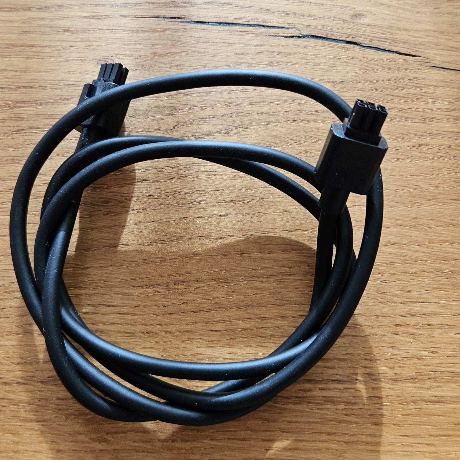 Bambu lab AMS 2 Pro BUS kabel 6-Pin (Met klein defect), Ophalen of Verzenden, Gebruikt