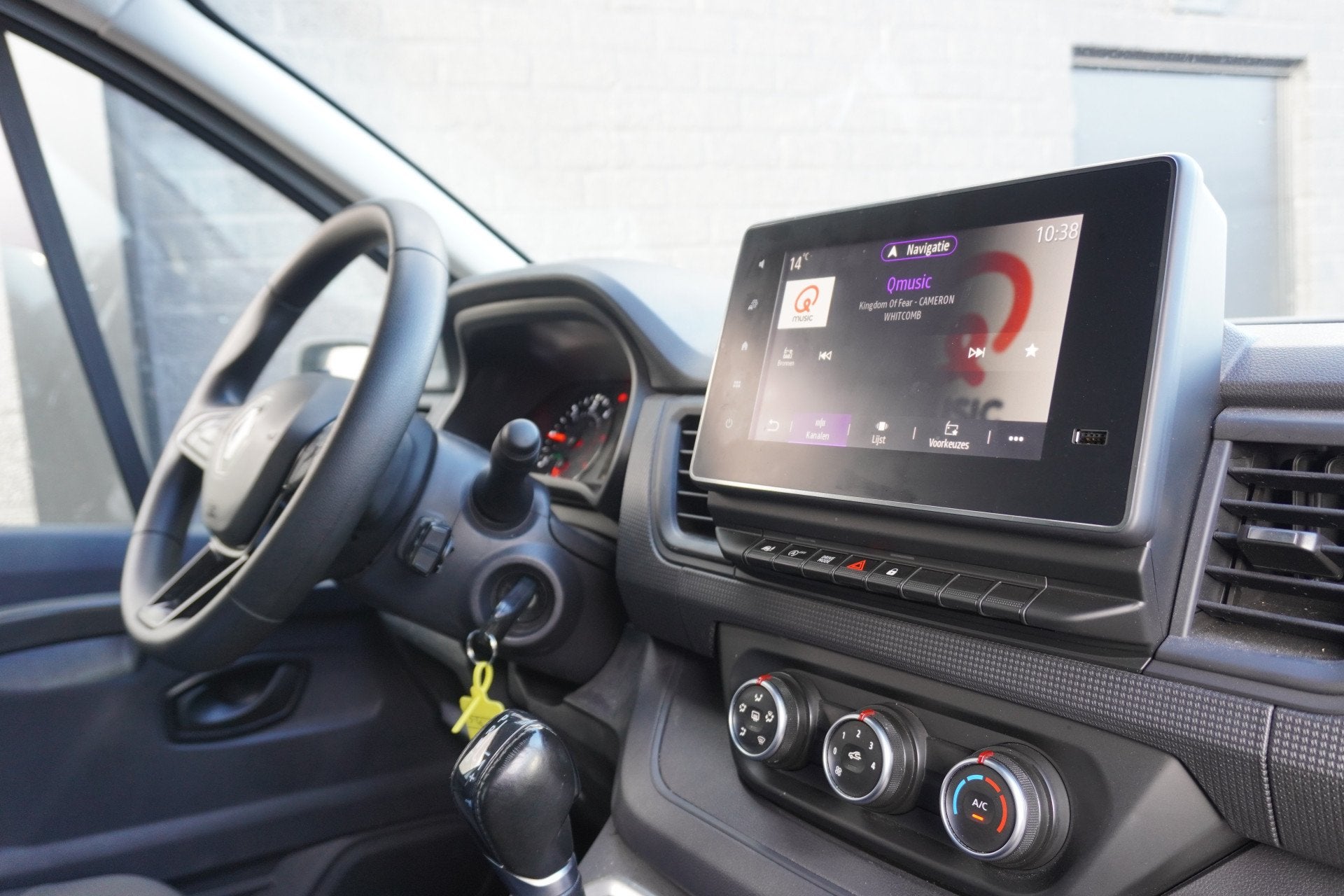 Renault Trafic 2.0 dCi 150PK Automaat EURO 6 - Airco - Navi, Stof, Gebruikt, 4 cilinders, 150 pk