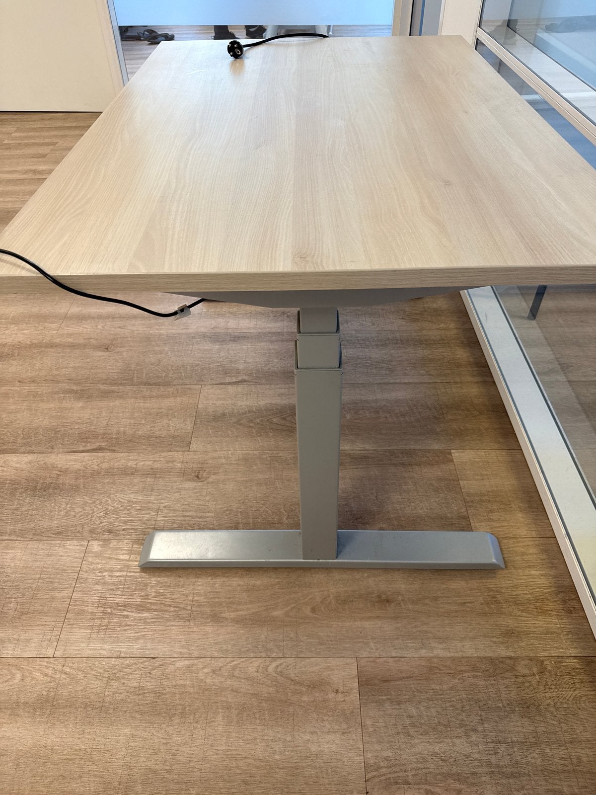Actiforce Zit-sta bureau - Ergonomisch en Modern, Ophalen, Zit-sta bureau, Elektrisch, Gebruikt