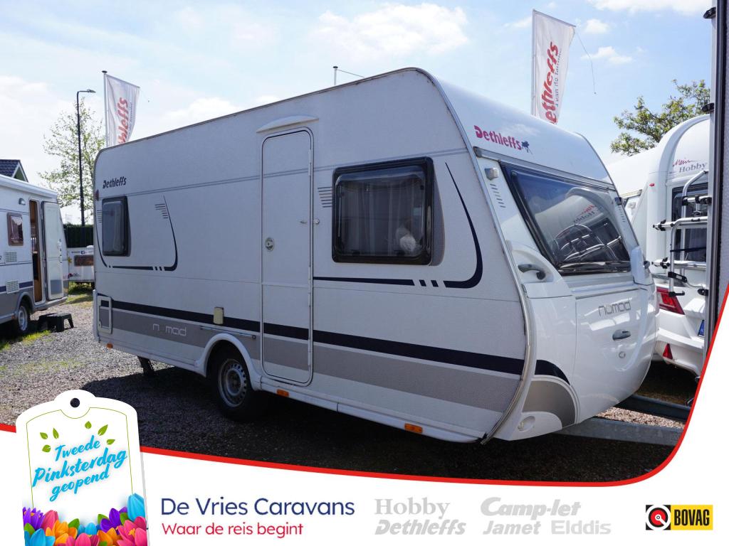 Dethleffs Nomad 450 DB incl.mover en voortent, Caravans en Kamperen, Caravans, Rondzit, Schokbreker, Bedrijf, Overige typen