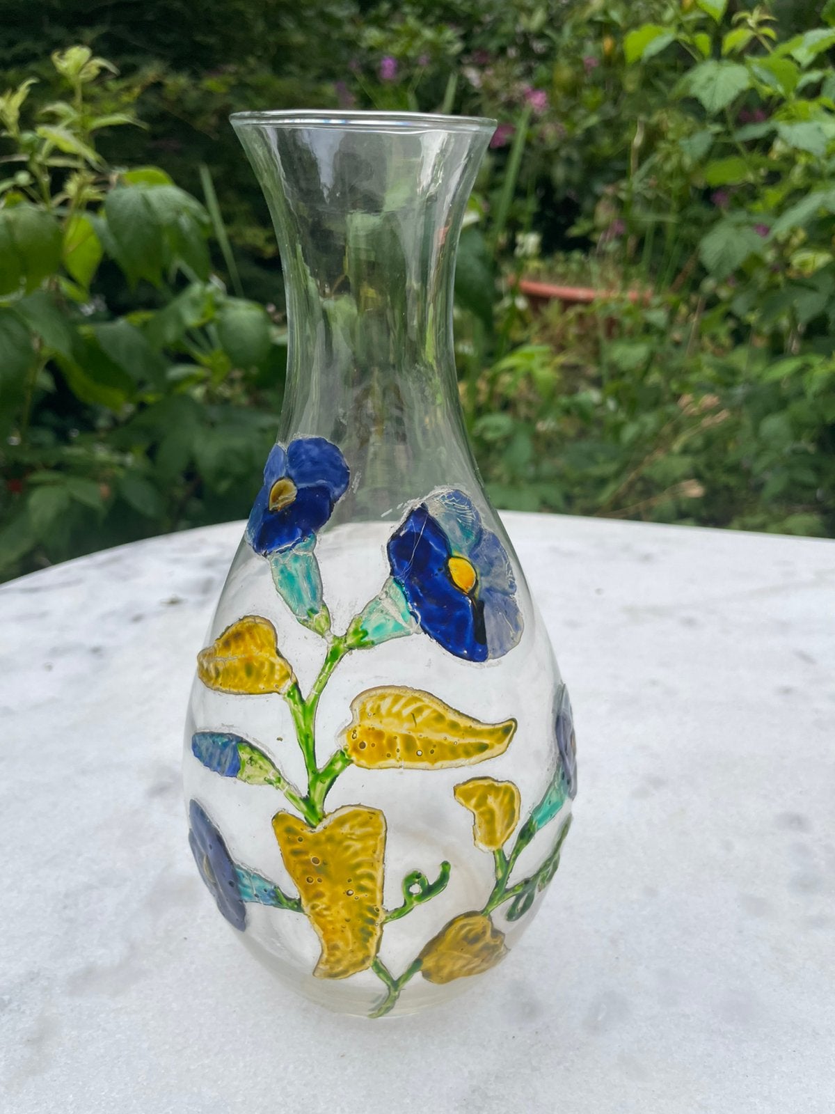 Vaas met glas in lood bloemen, Ophalen