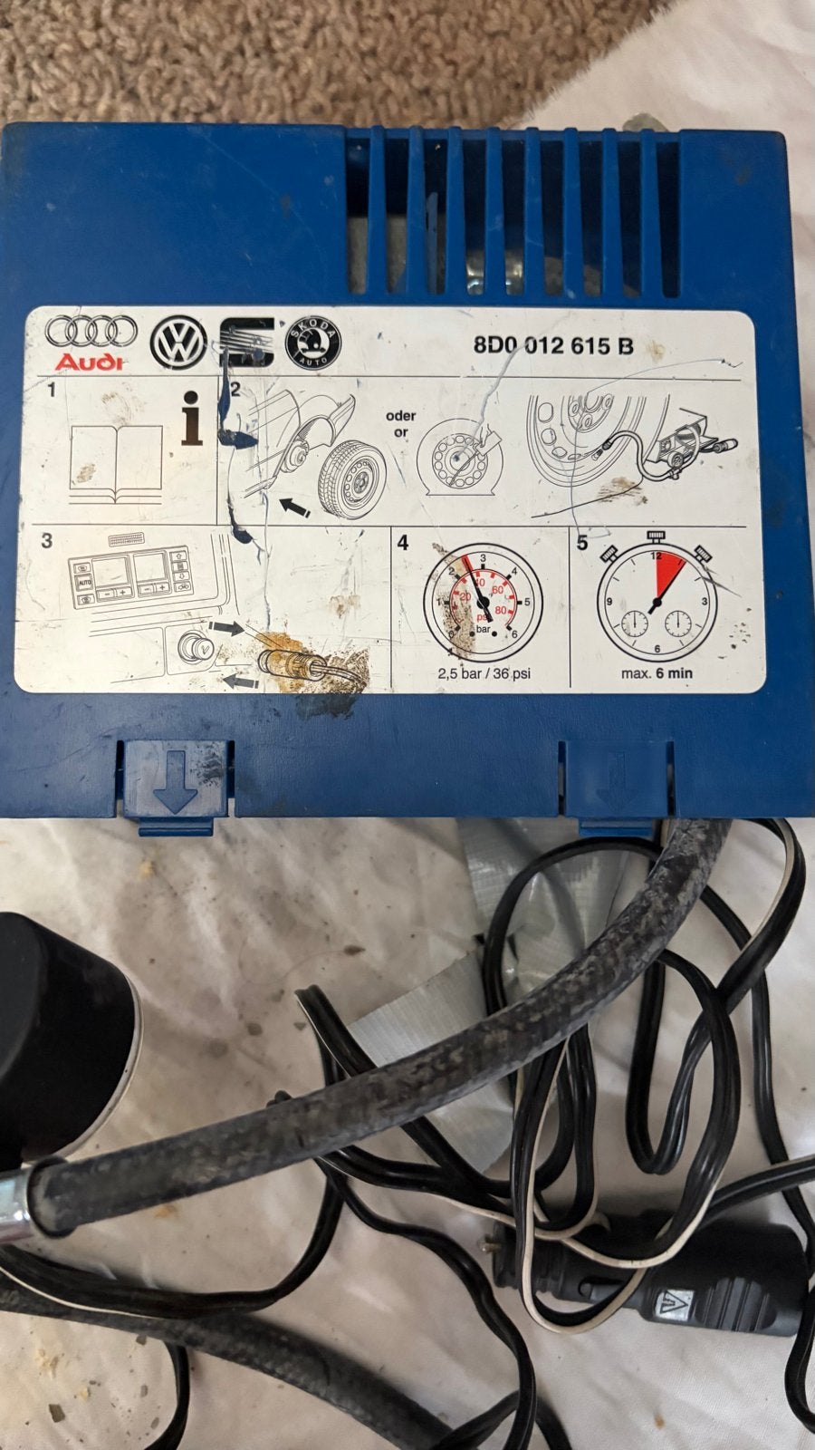 Audi/VW/Skoda Bandenpomp 8D0 012 615 B, Ophalen of Verzenden, Gebruikt
