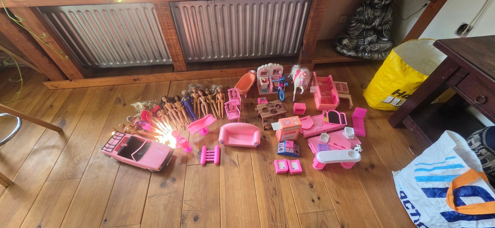 Grote collectie Barbies en Barbie spullen - Gebruikt, Kinderen en Baby's, Speelgoed | Poppen, Ophalen of Verzenden