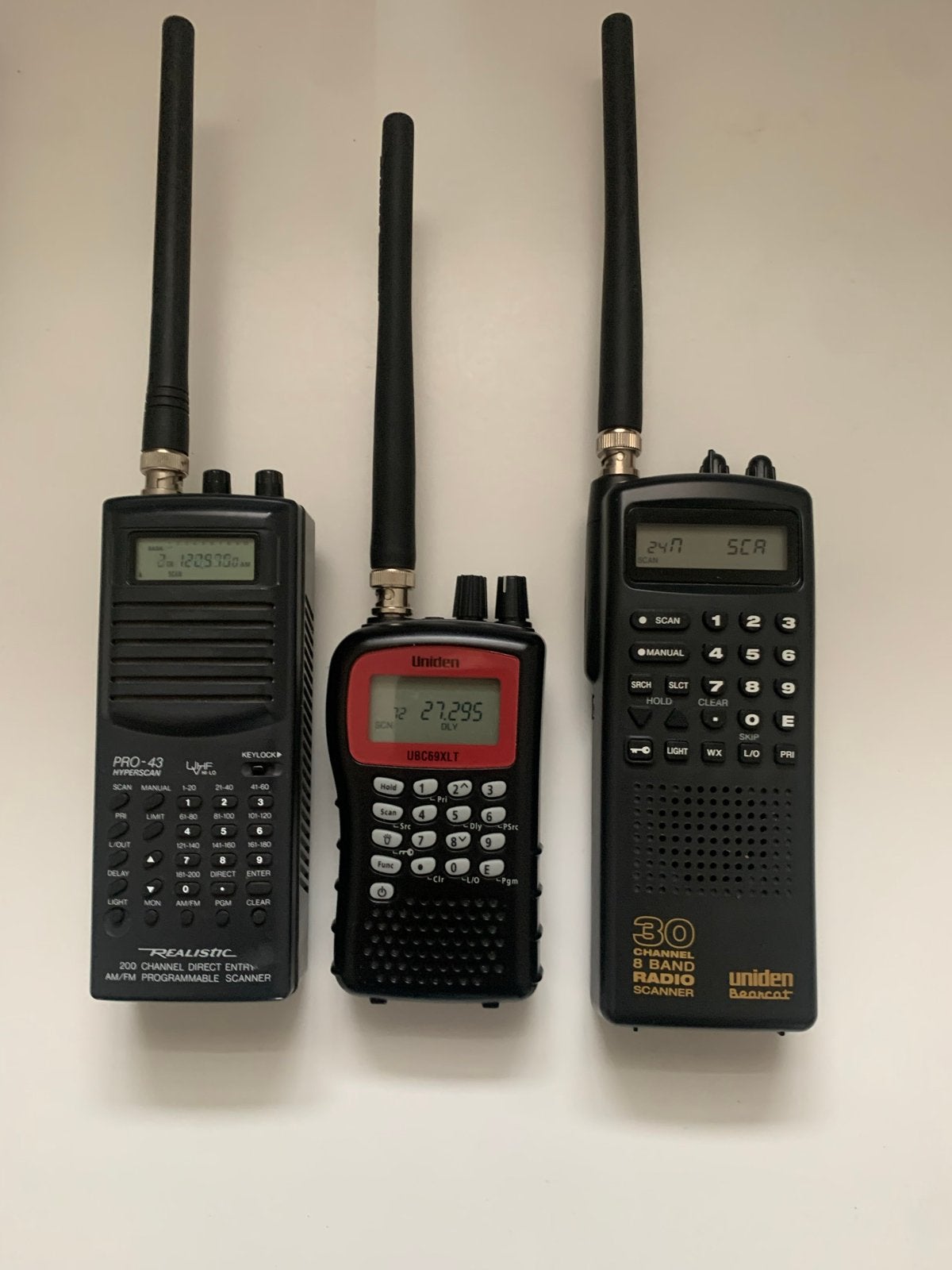 3 Scanners te koop: Bearcat (Nieuw), Uniden, Realistic, Verzenden, Nieuw, 30 tot 200 kanalen, Draagbaar