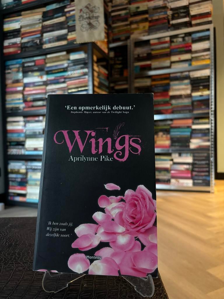 Wings - Aprillynne Pike (Fantasy Boek), Ophalen of Verzenden, Zo goed als nieuw