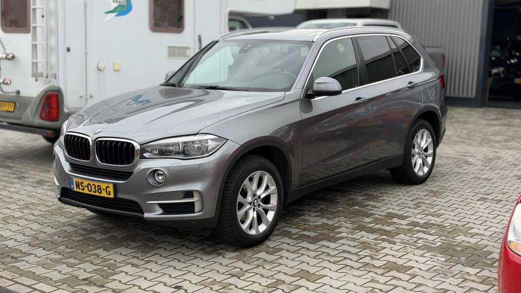 BMW X5 xDrive30d High Executive Pano Trekhaak, Auto's, BMW, Automaat, Gebruikt, 2993 cc, Leder