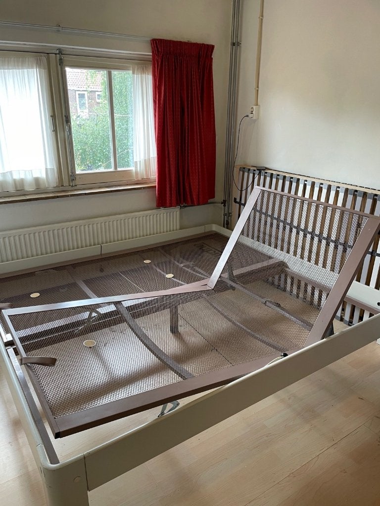 2 spiraalbodems Auping, verstelbaar, beide 90x200, Huis en Inrichting, Ophalen, Gebruikt, 90 cm, Tweepersoons