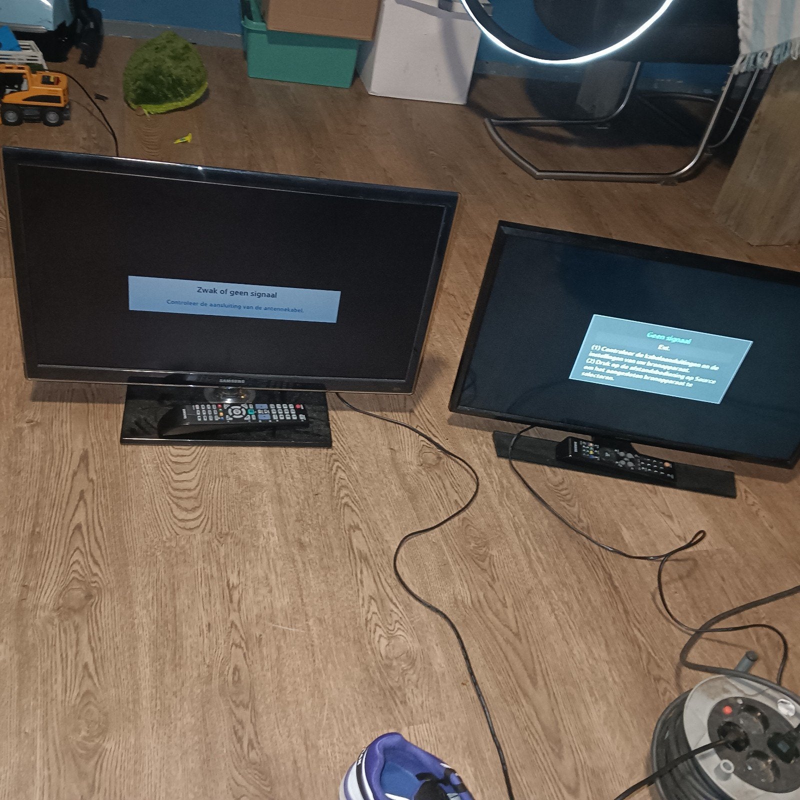 2x Samsung TV: 27 inch en 28 inch, Ophalen, Gebruikt, Samsung