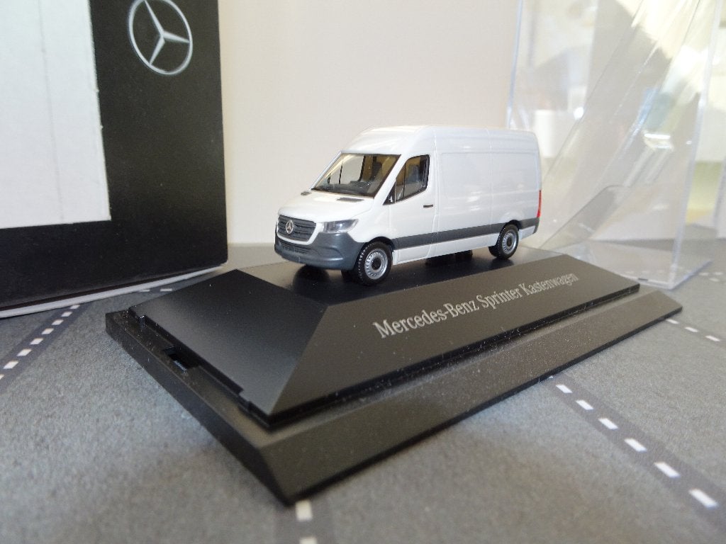 133 herpa mercedes sprinter bestelwagen 1:87 truck trein wit, Ophalen of Verzenden, Nieuw, Bus of Vrachtwagen, Herpa