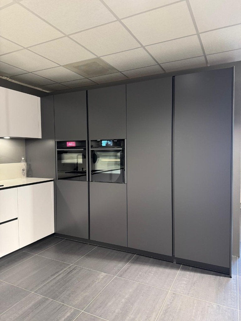 Showroomkeuken, Huis en Inrichting, Ophalen, U-keuken, Overige kleuren, Zo goed als nieuw