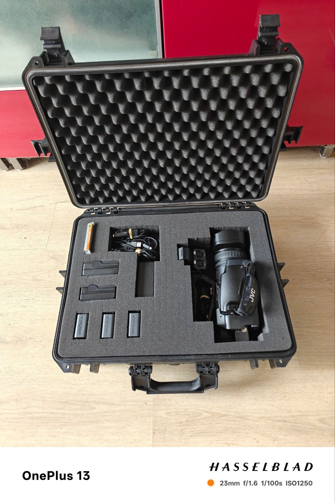 JVC GY-HM180E 4K Camcorder met accessoires en koffer, Ophalen, JVC, 20x of meer, Zo goed als nieuw