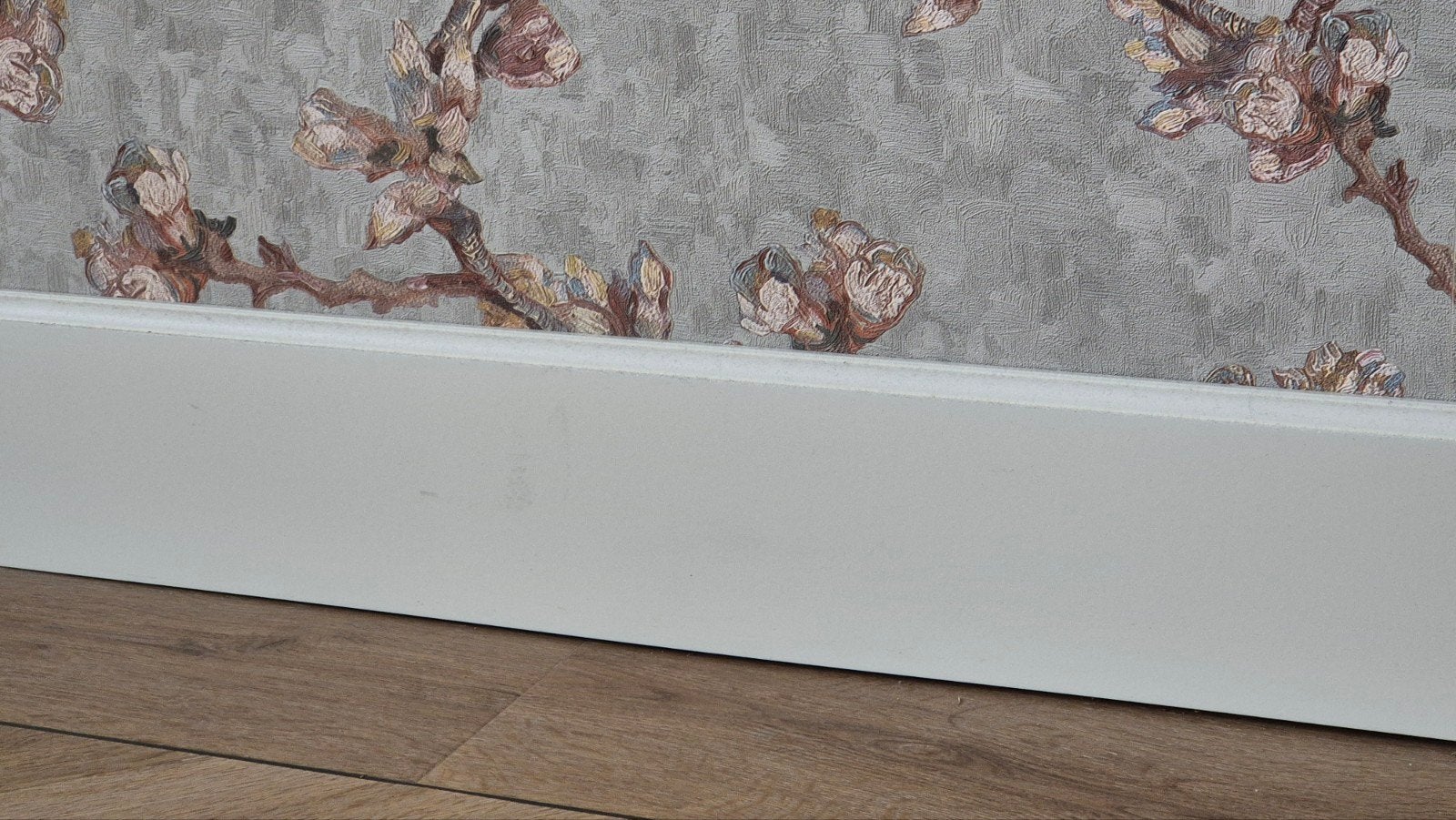 Mooie witte plinten (5 stuks), Ophalen, Nieuw, Mdf, 200 tot 250 cm