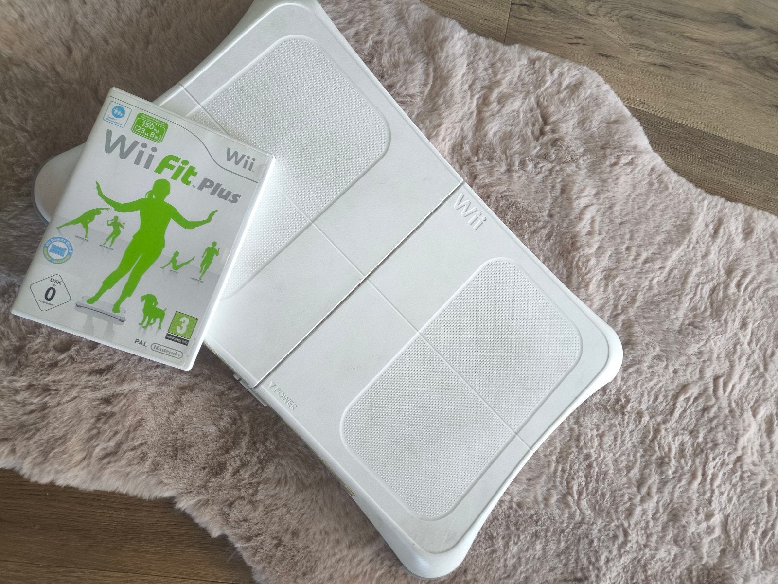 Wii Balance Board met Wii Fit Plus, Spelcomputers en Games, Games | Nintendo Wii, 1 speler, Ophalen of Verzenden, Zo goed als nieuw