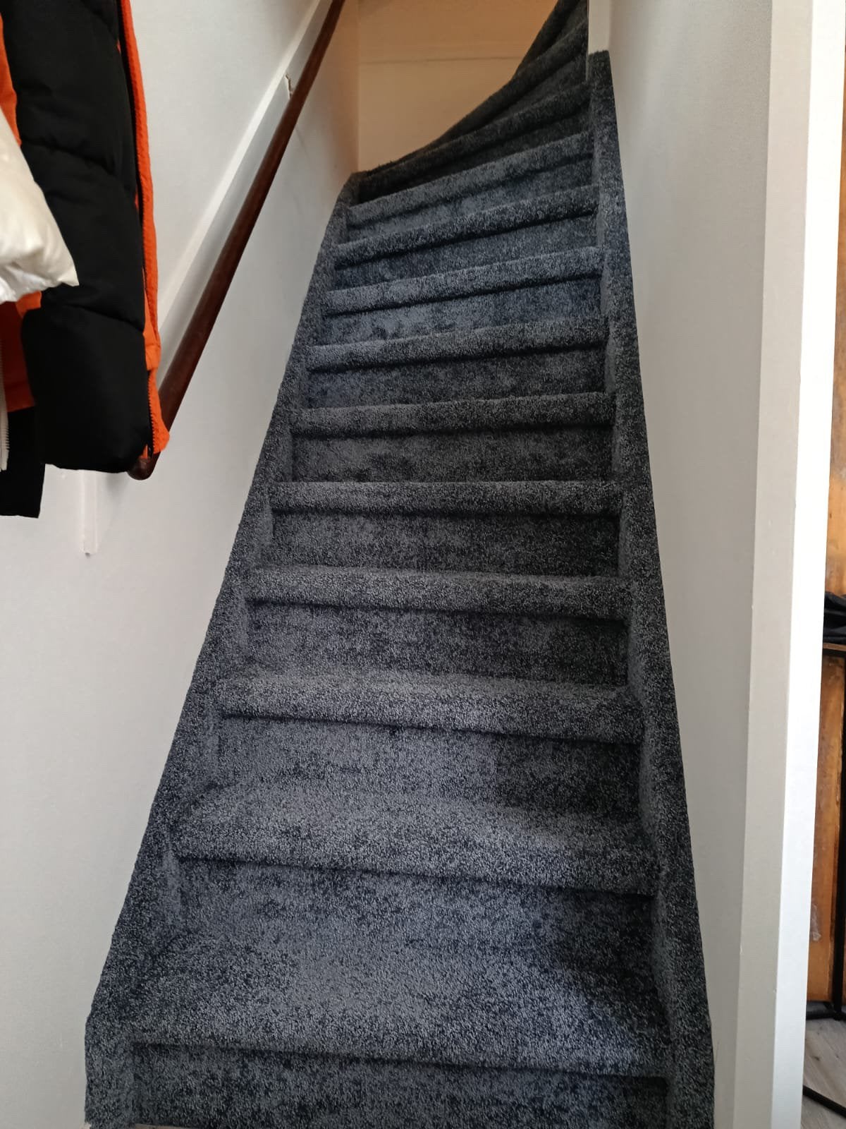 Trap bekleding, vloeren leggen, schilder en stuckwerk, Huis en Inrichting, Ophalen of Verzenden, Zo goed als nieuw, 75 m² of meer