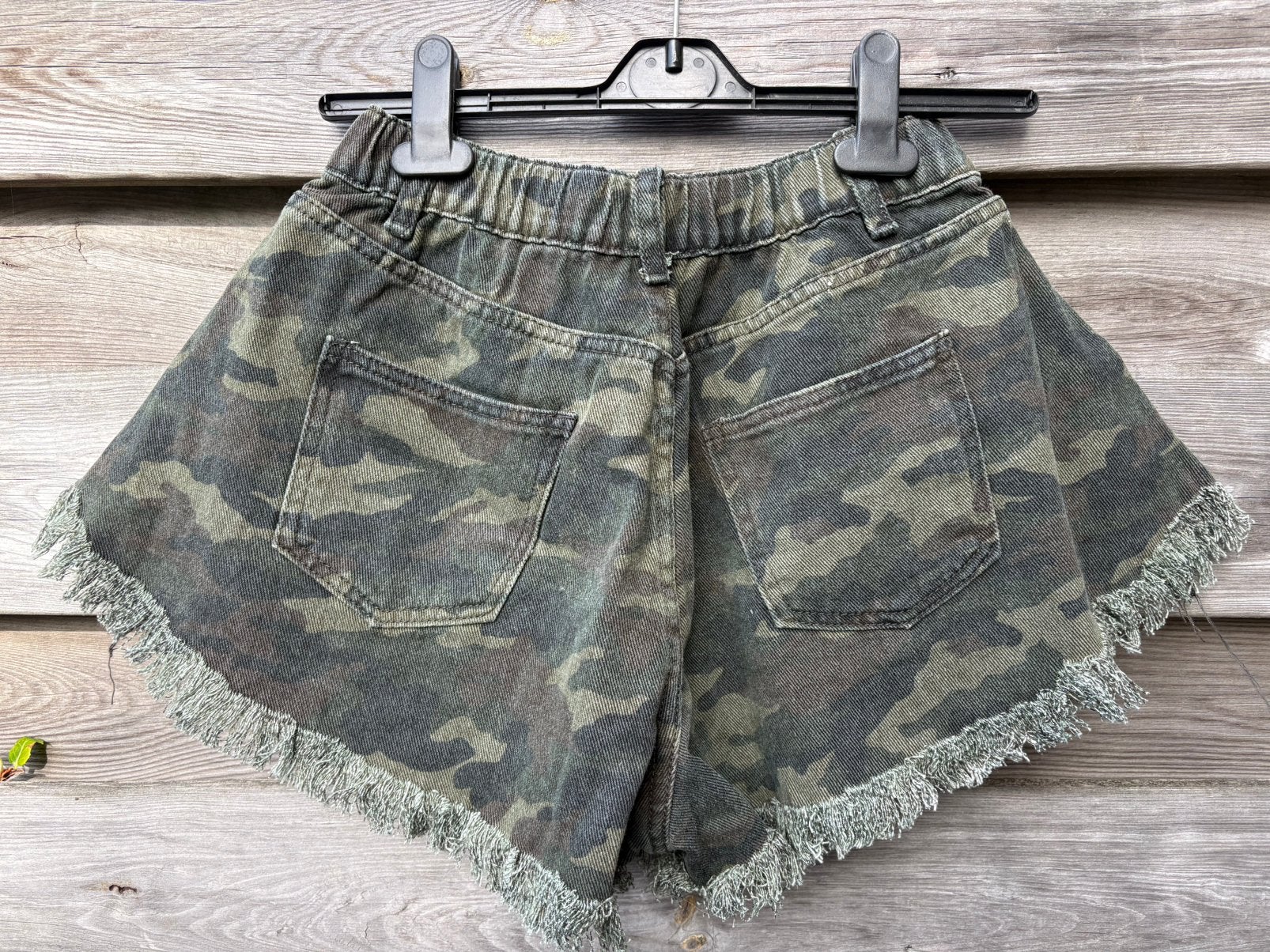 Short in camouflage print, maat s, Kleding | Dames, Kort, Nieuw, Ophalen of Verzenden, Maat 36 (S)