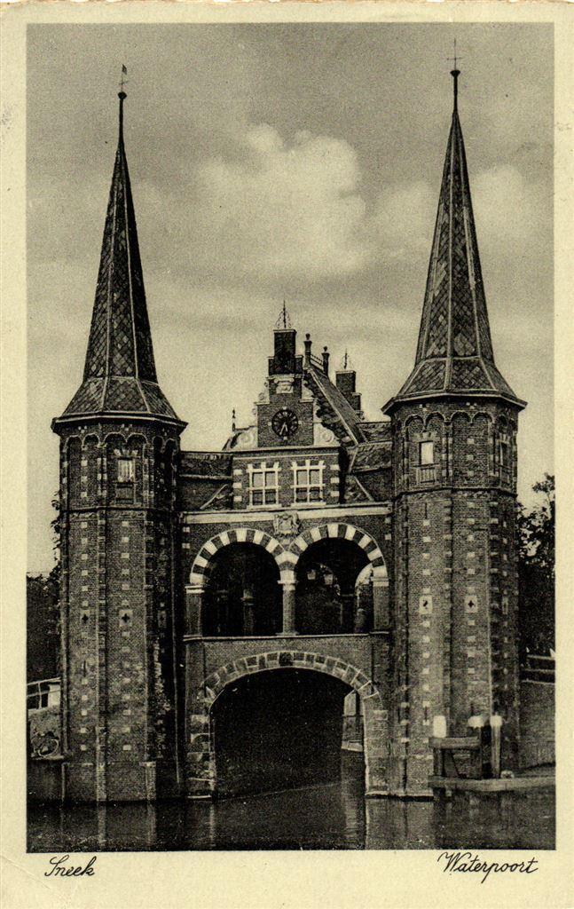 Sneek - Waterpoort - 1939 gelopen, Verzamelen, Ansichtkaarten | Nederland, Ophalen of Verzenden, Voor 1920, Gelopen, Friesland