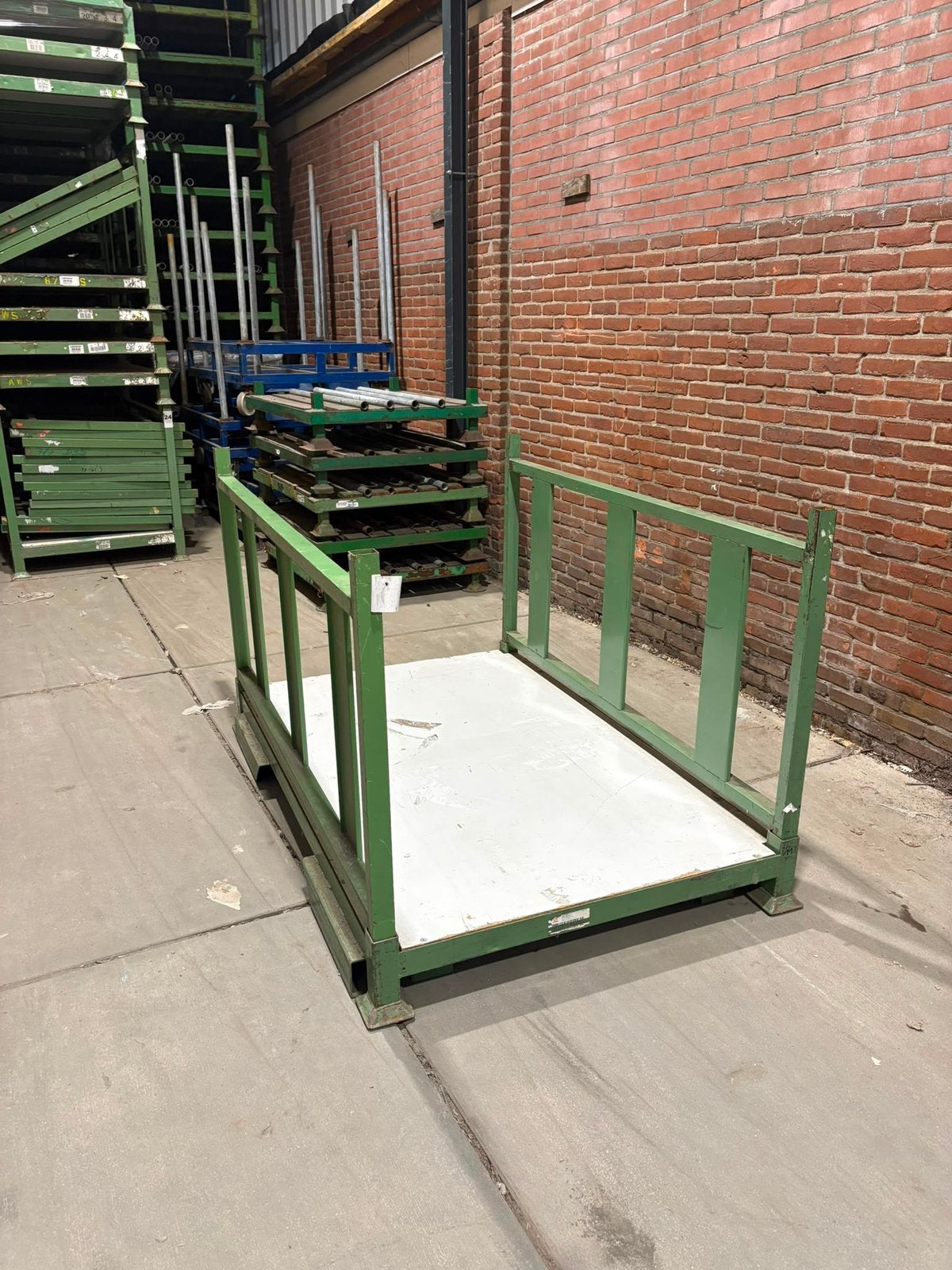 Grote partij stapelrekken 26 stuks, Ophalen