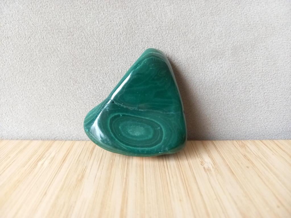 Driehoekige Malachiet - A kwaliteit - 131 Gram - Congo, Sieraden, Tassen en Uiterlijk, Edelstenen, Nieuw, Ophalen of Verzenden