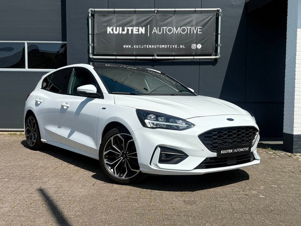 Ford Focus 1.0 EcoBoost ST Line X / Automaat / Pano / LED /, 125 pk, Gebruikt, Automatische klimaatregeling, Leder en Stof
