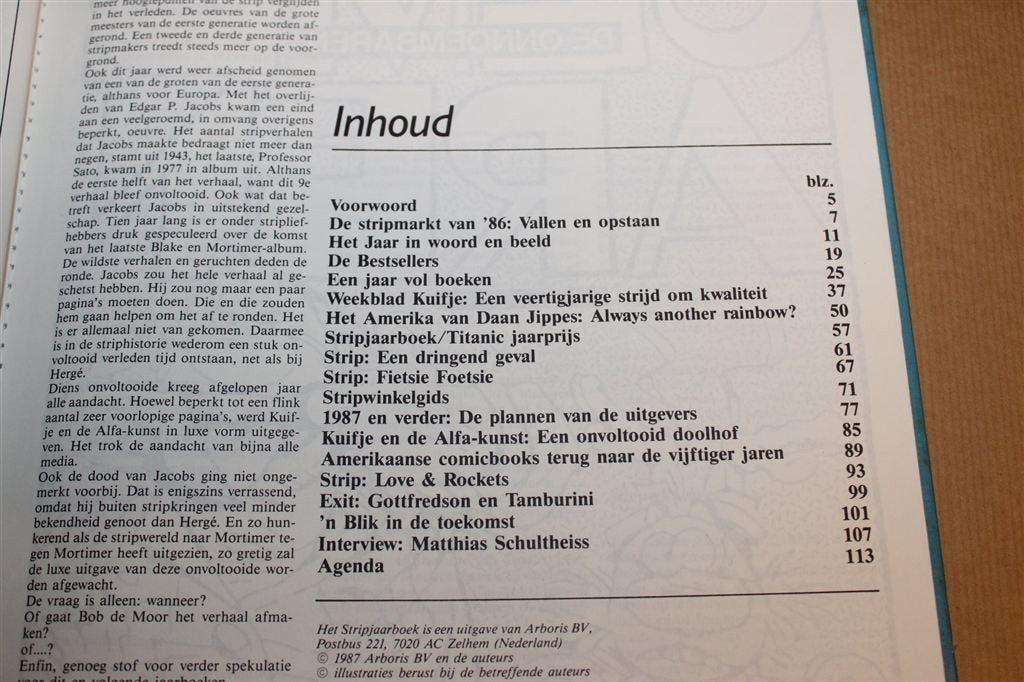 Stripjaarboek 86-87 — Kuifje, Jippes en Schultheiss, Eén stripboek, Ophalen of Verzenden, Gelezen