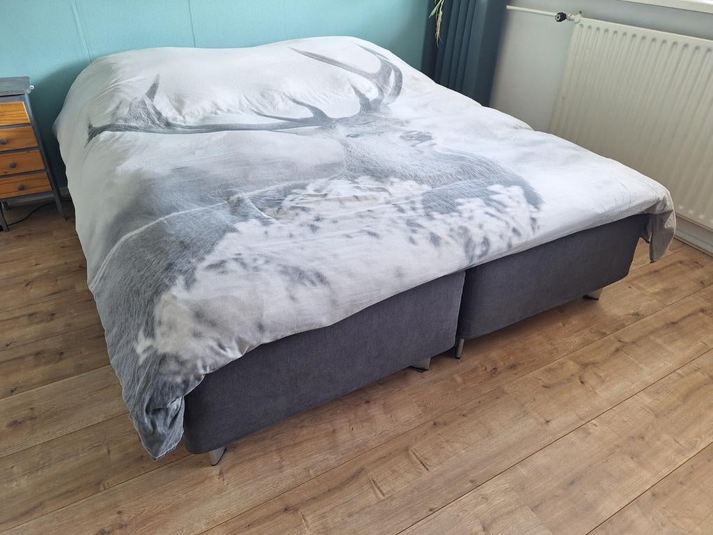 Boxspring 210x180 bruin, Huis en Inrichting, Slaapkamer | Boxsprings, Gebruikt, 180 cm, 210 cm, Tweepersoons, Bruin, Ophalen
