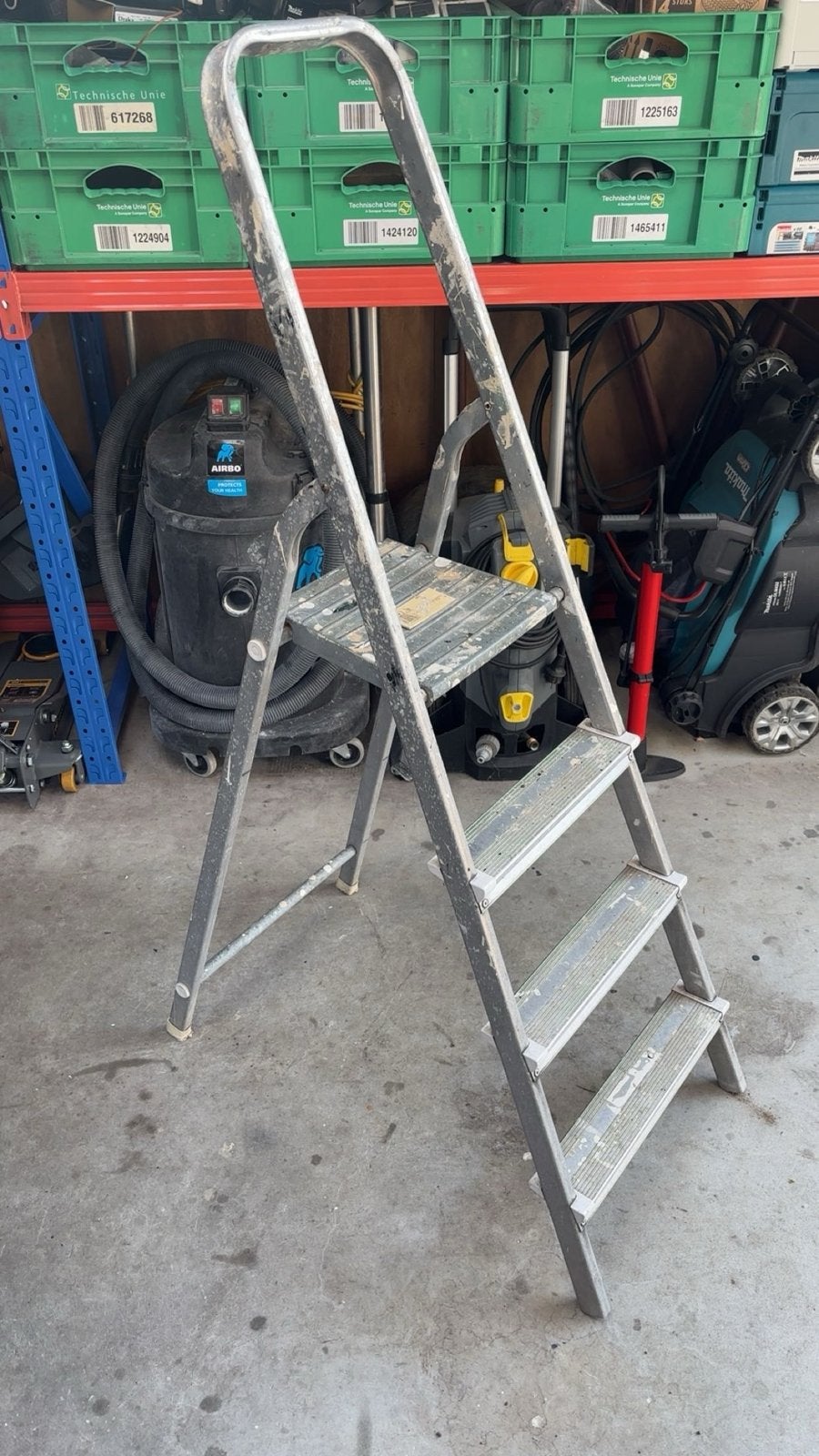 Altrex Huishoudtrap 150kg, Ophalen of Verzenden, Gebruikt, Trap, Minder dan 2 meter