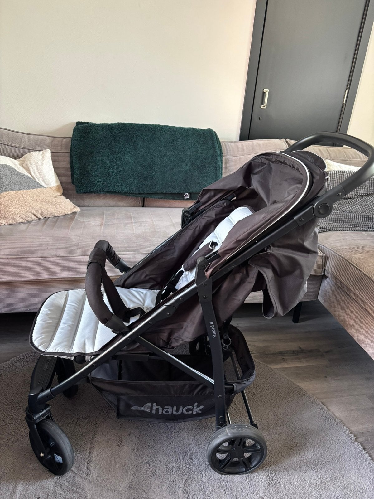 Hauck buggy, Ophalen, Zo goed als nieuw