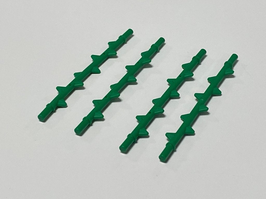 Partij 4x nieuwe Lego groene plant / rank 10L met doornen