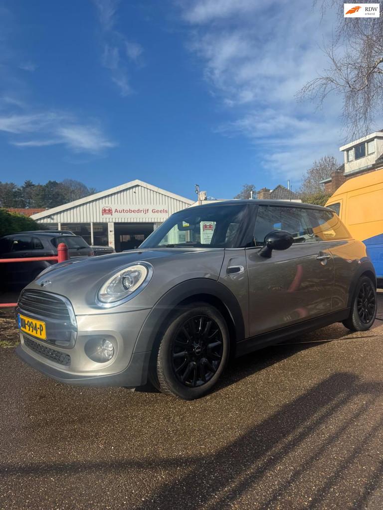 Mini Mini 1.5 Cooper Pepper Serious Business, Auto's, Mini, Particulier, Te koop, Cooper, ABS, Airbags, Bluetooth, Boordcomputer