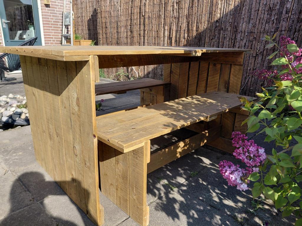 Stevige eettafel met bankjes van onbehandeld sloophout, Ophalen, 100 tot 150 cm, 50 tot 100 cm, Zo goed als nieuw