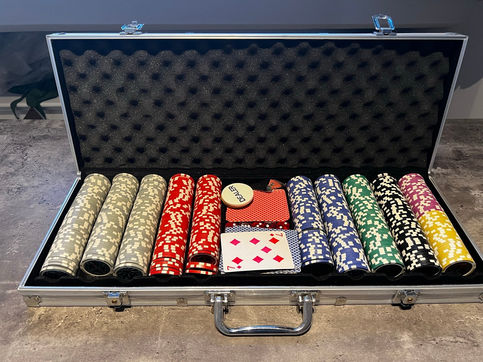 Complete Pokerset in Aluminium Koffer - Zo goed als nieuw, Vijf spelers of meer, Ophalen of Verzenden, Zo goed als nieuw
