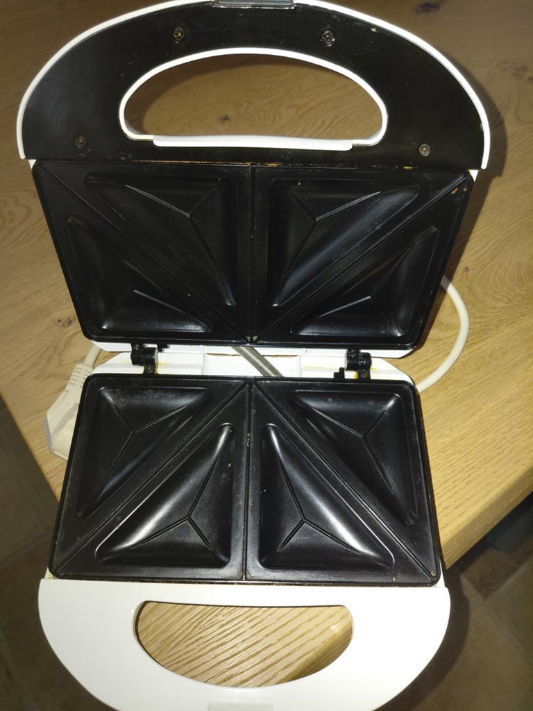 Waves Kitchen Line tosti-ijzer, Ophalen
