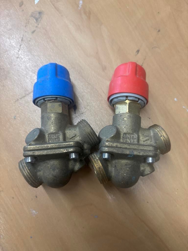 Set van 2 thermostatische radiatorkranen (DN15), Doe-het-zelf en Verbouw, Verwarming en Radiatoren, AB-QM, Hoog rendement (Hr)