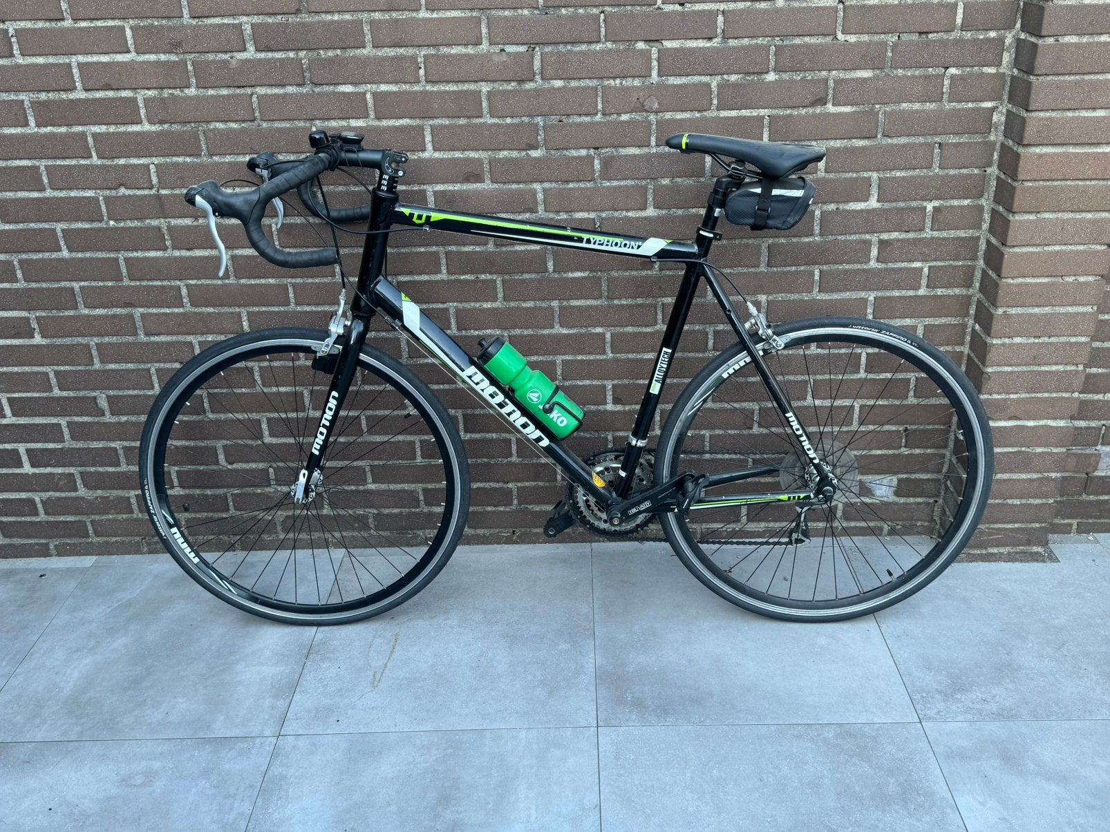 Race Wielren fiets Motion Typhoon – 60 cm – Shimano Sora, Zo goed als nieuw, 57 tot 61 cm, Meer dan 20 versnellingen, Ophalen