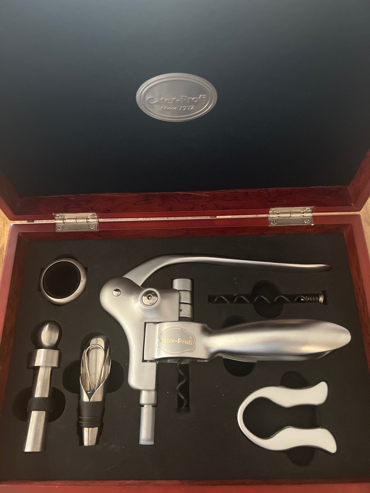 Cater-Pro Wijnaccessoires Set in Houten Kist, Ophalen of Verzenden, Zo goed als nieuw, Minder dan 5 flessen, Metaal