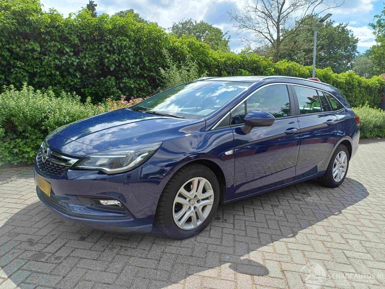 Opel Astra Sports Tourer 1.6 CDTI Business+ (bj 2016), Webaccessibility@stellantis.com, Stationwagon, Taurusavenue 1 ,2132 LS, Hoofddorp, Nederland