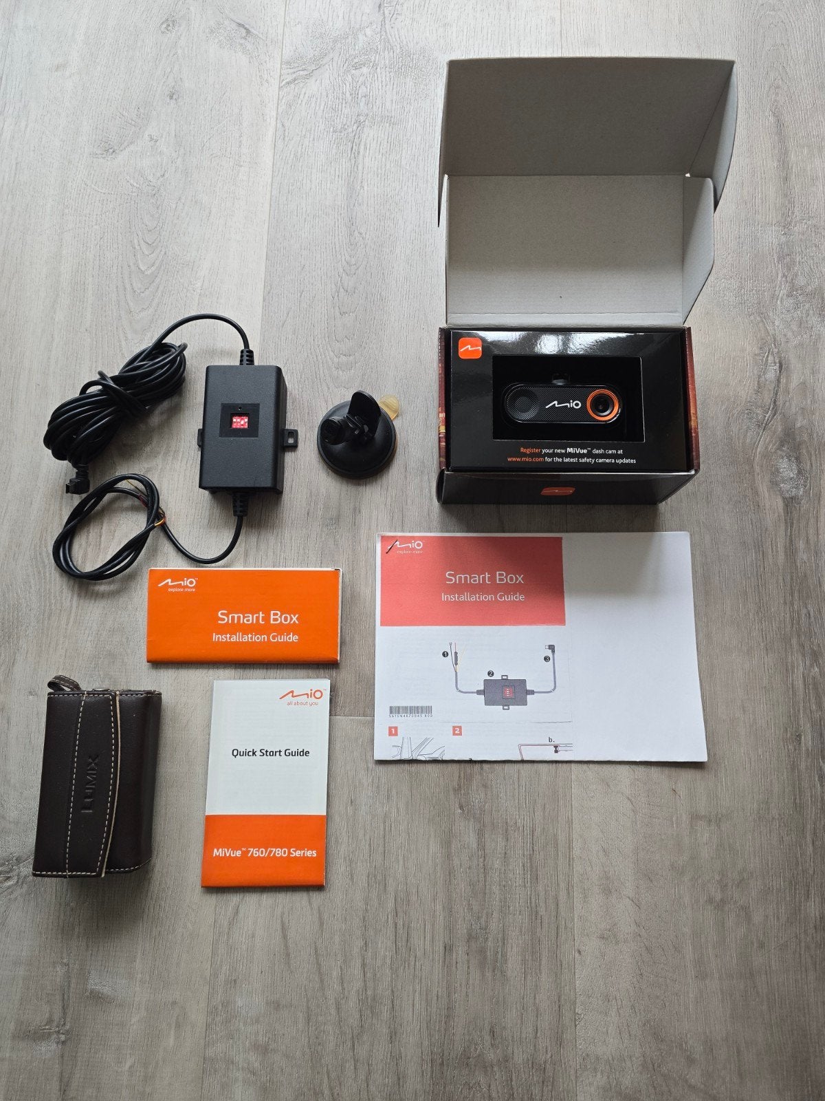 Mio MiVue 788 CONNECT Dashcam met Smart Box, Auto diversen, Ophalen of Verzenden