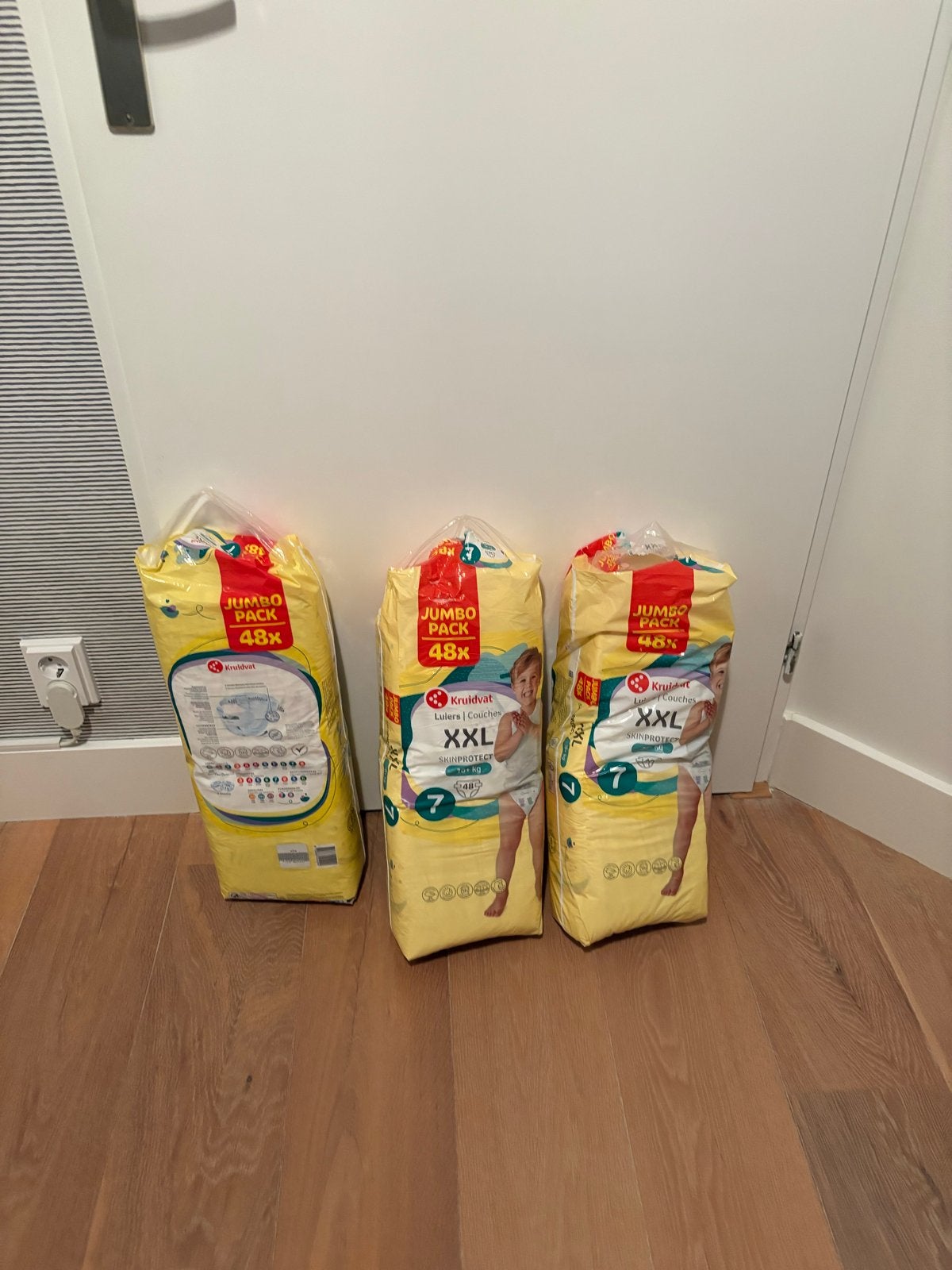 Kruidvat en Pampers luiers maat 7 (XXL), Ophalen, Nieuw