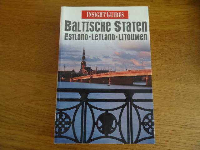 Baltische Staten, Estland, Letland, Litouwen, Insight guide, Overige merken, Europa, Ophalen of Verzenden, Zo goed als nieuw