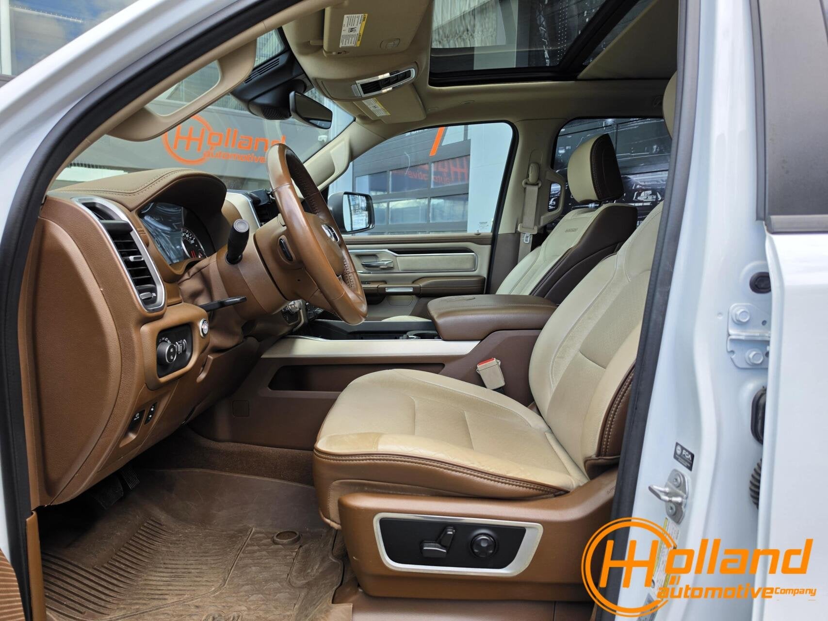 Dodge Ram 1500 4X4 5.7 V8 Crew Cab Laramie| MARGE! |VOL OPTI, Auto's, Automaat, Gebruikt, 8 cilinders, 5654 cc